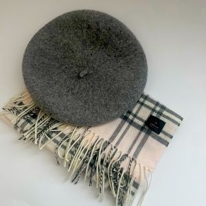 V.FRAAS Scarf and Baret set